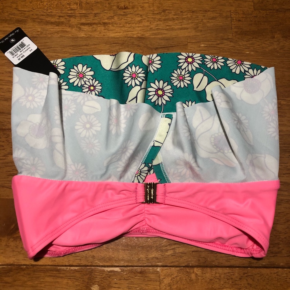 Final Price!!!!.  WildFox Swim NWT Women’s Flutter Emerald Top XS - Picture 6 of 10